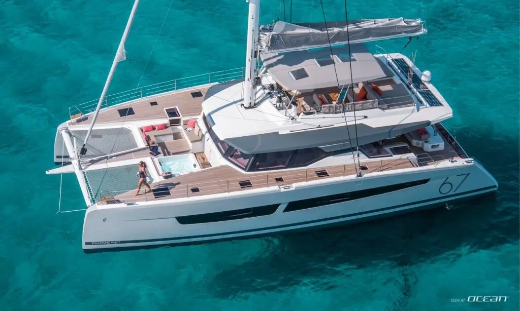 Dolly | Alegria 67 | 5-Cabin Luxury Catamaran | Lavrion Charter | Booktheboat 