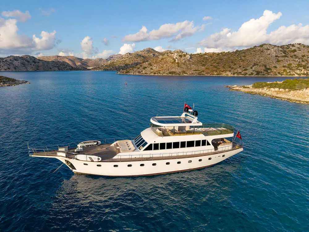 Caneren | 4-Cabin Deluxe Gulet | Bodrum Charter | Booktheboat